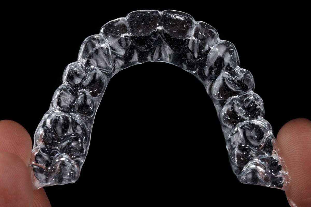 Cleaning Invisalign Aligners