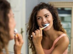 Benefits Of Brushing And Flossing Your Teeth